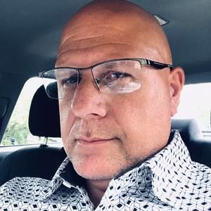 Meet your Posher, Eric